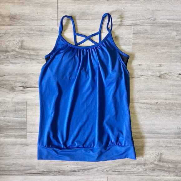 F21 Active Open-Back Top with Bra - Picture 1 of 4